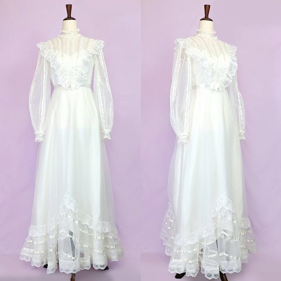 Vintage 80’s Alessandro Bridals white lace wedding dress with train - Picture 1 of 7